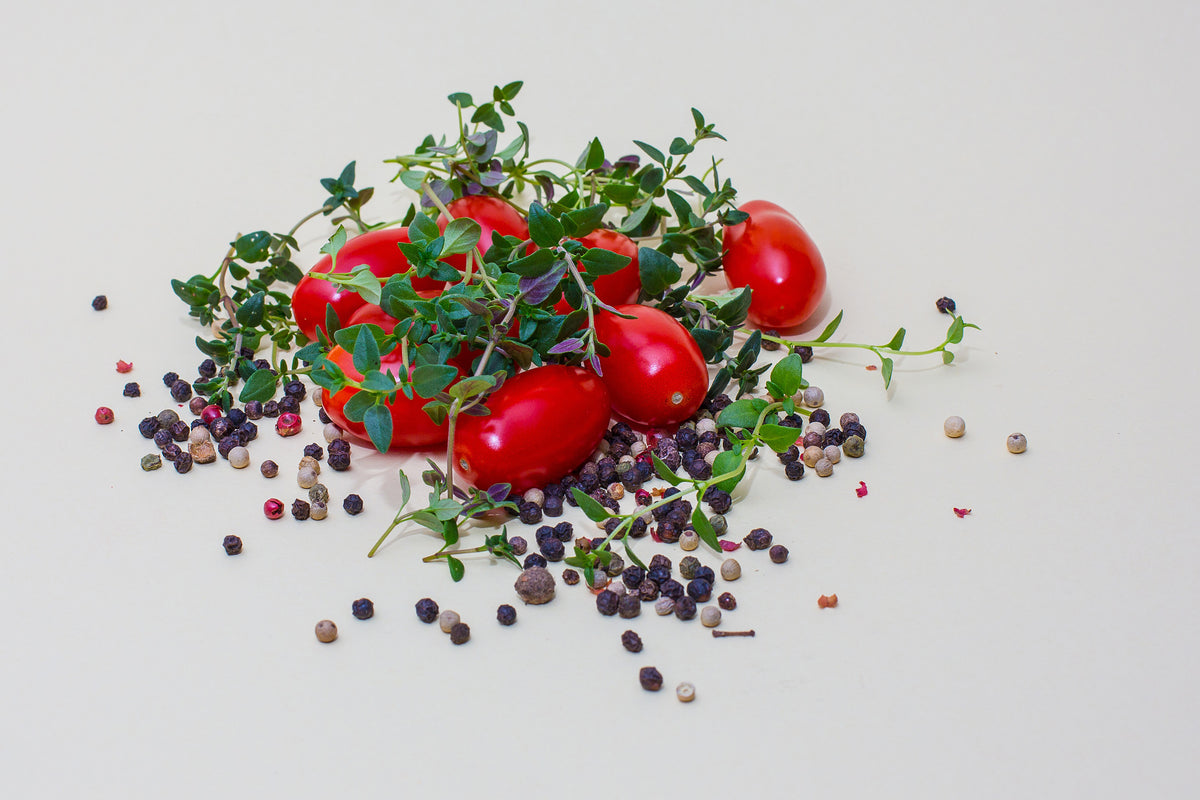 framedcanvas-print-tomatoes-and-thyme
