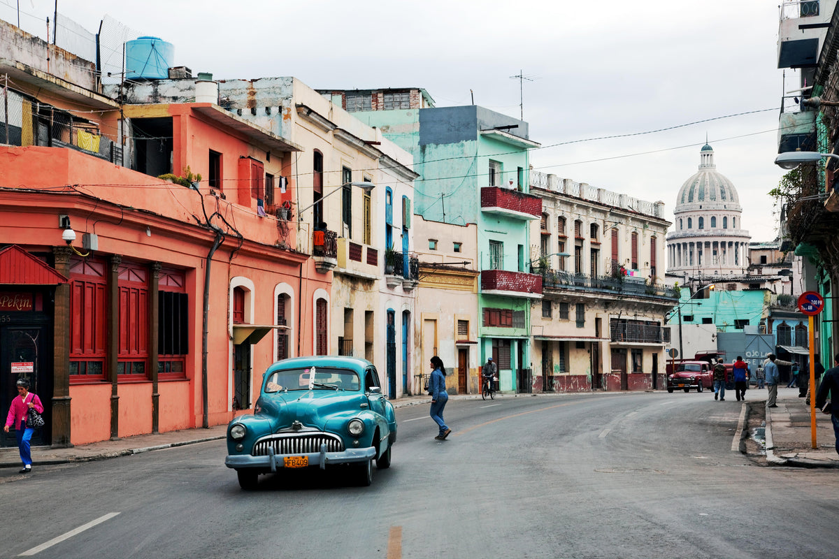 framedcanvas-print-oldtimer-cuba