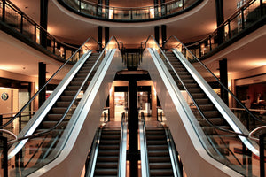 modern-3-piece-acrylic-print-escalator-in-shopping-mall