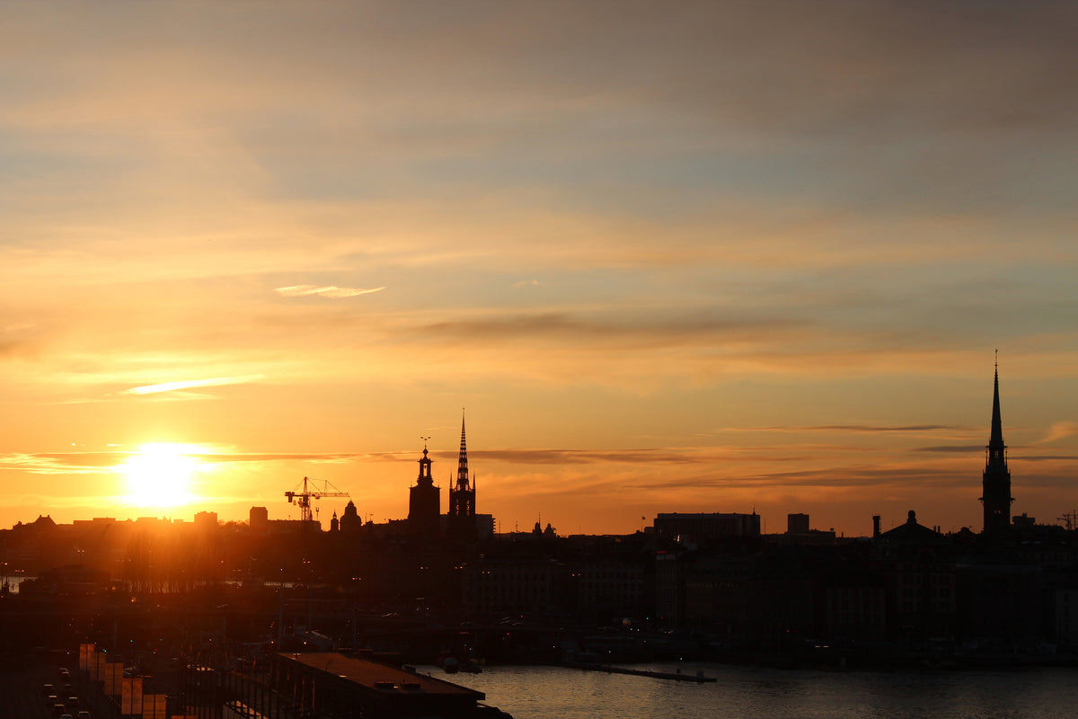 aluminium-print-city-in-the-evening-light