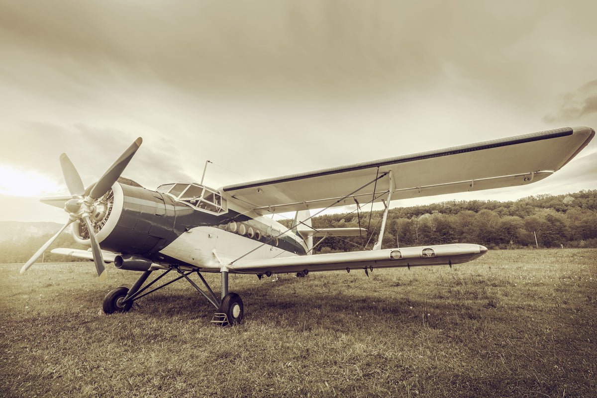 modern-3-piece-canvas-print-nostalgic-aircraft-in-retro-style
