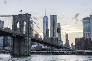 3-piece-aluminium-print-the-brooklyn-bridge-in-the-evening